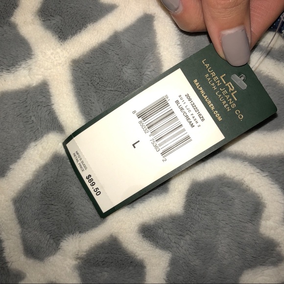 ❌ SOLD ❌ NWT Ralph Lauren Patterned Top - Picture 6 of 6